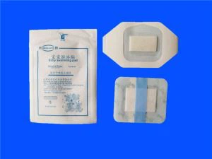 Como garantir a estabilidade de um bebê na piscina?